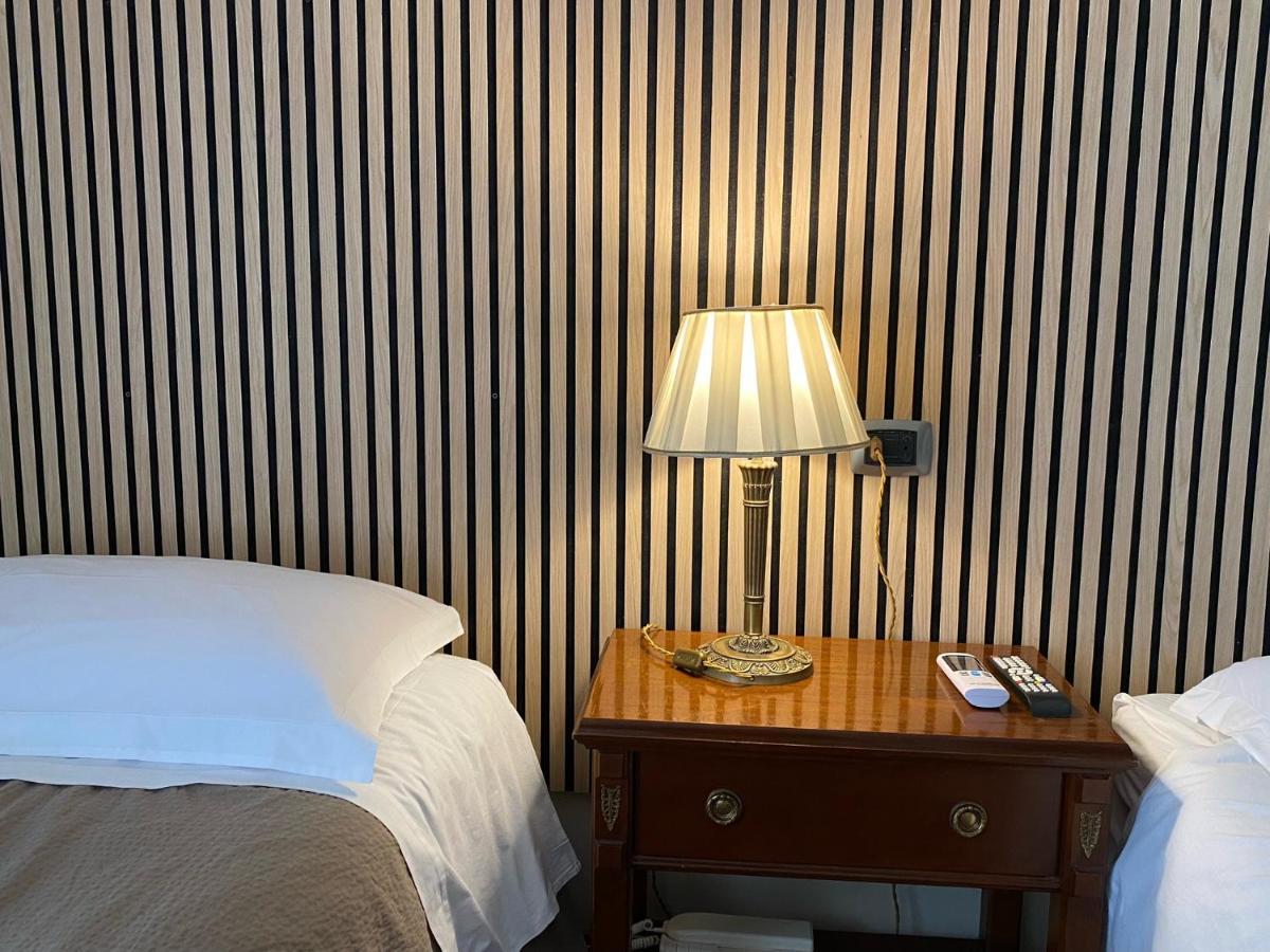 Casa Battisti Messina Guest House In Centro Citta, Ideale Per Famiglie O Gruppi Dış mekan fotoğraf